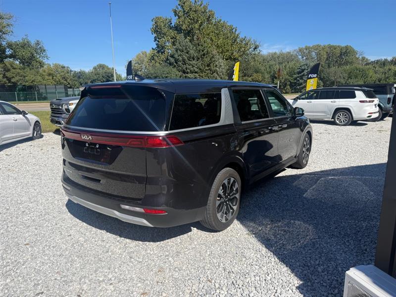 Kia Carnival EX 2022