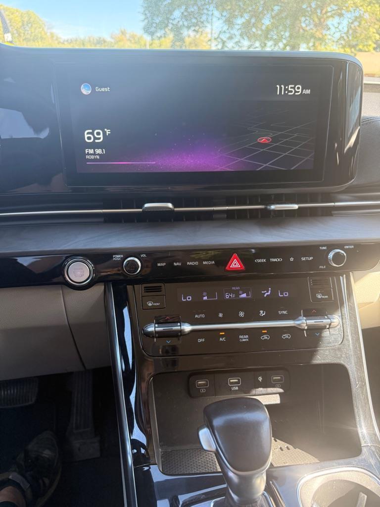 Kia Carnival EX 2022