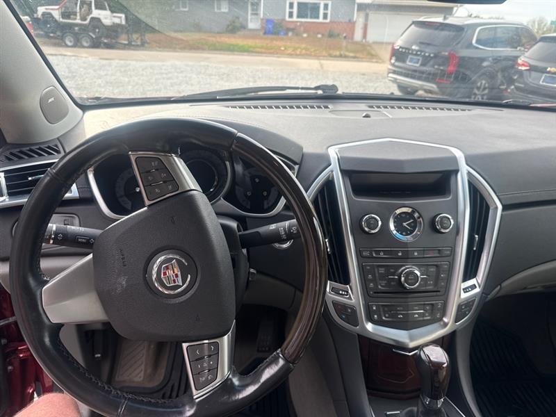 Cadillac SRX Performance AWD 2012