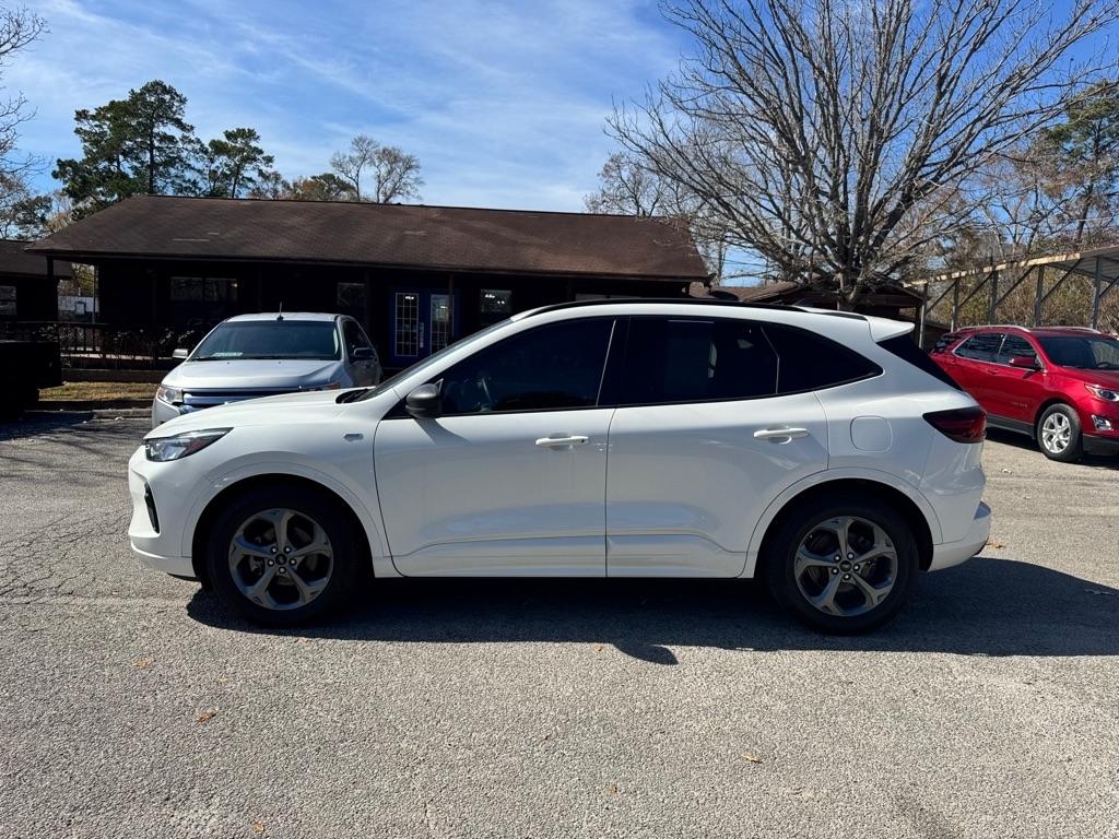 2023 Ford Escape ST-Line FWD
