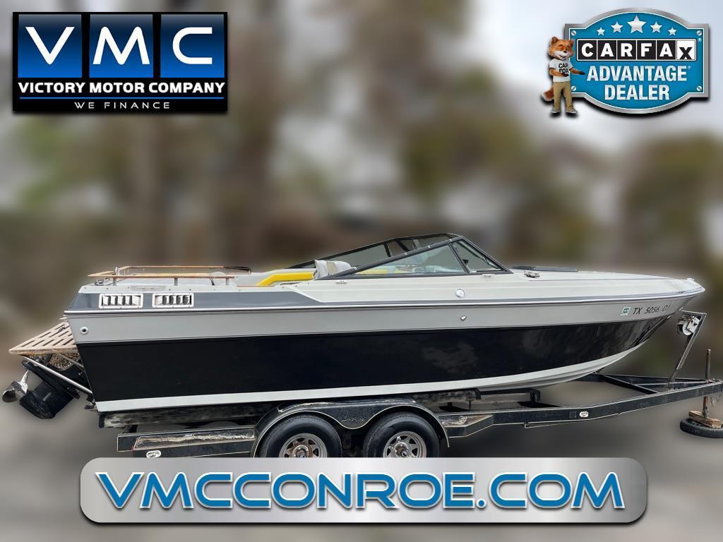 1985 Chaparral 235 XLC MAGNUM TRAILER