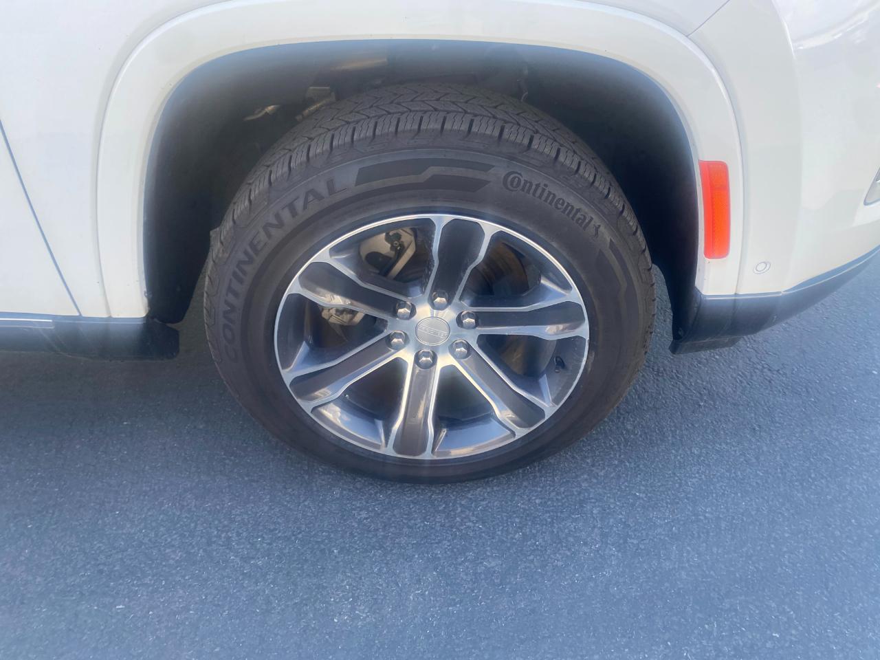 Jeep Grand Wagoneer Series I 4WD 2023