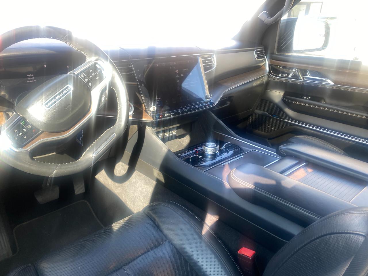 Jeep Grand Wagoneer Series I 4WD 2023