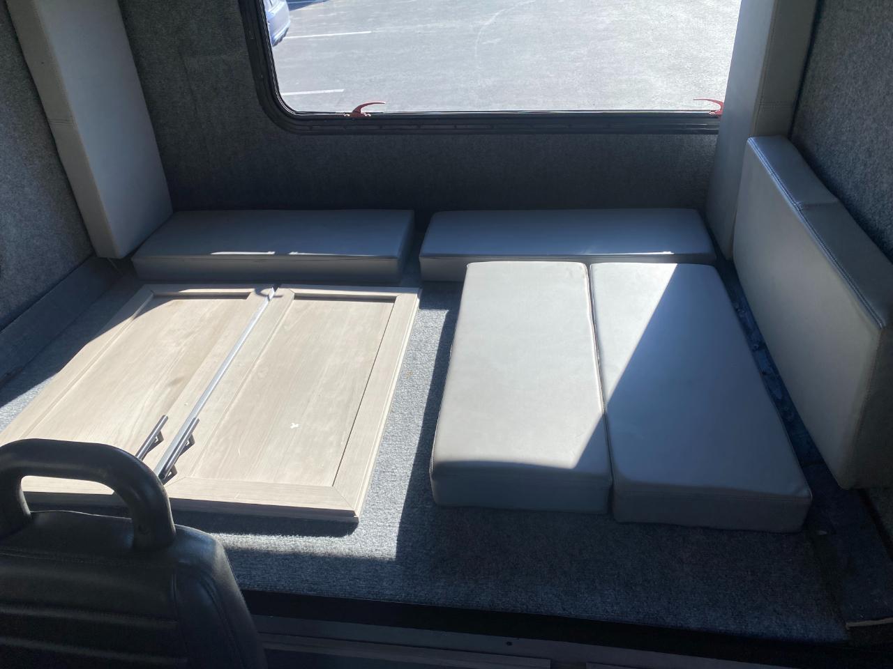 Ford Econoline E-350 Super Duty 2003