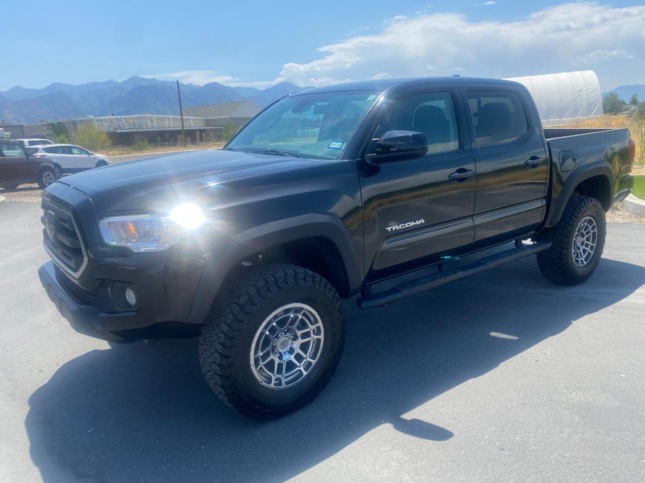 Toyota Tacoma SR5 Double Cab Long Bed V6 6AT 4WD 2023