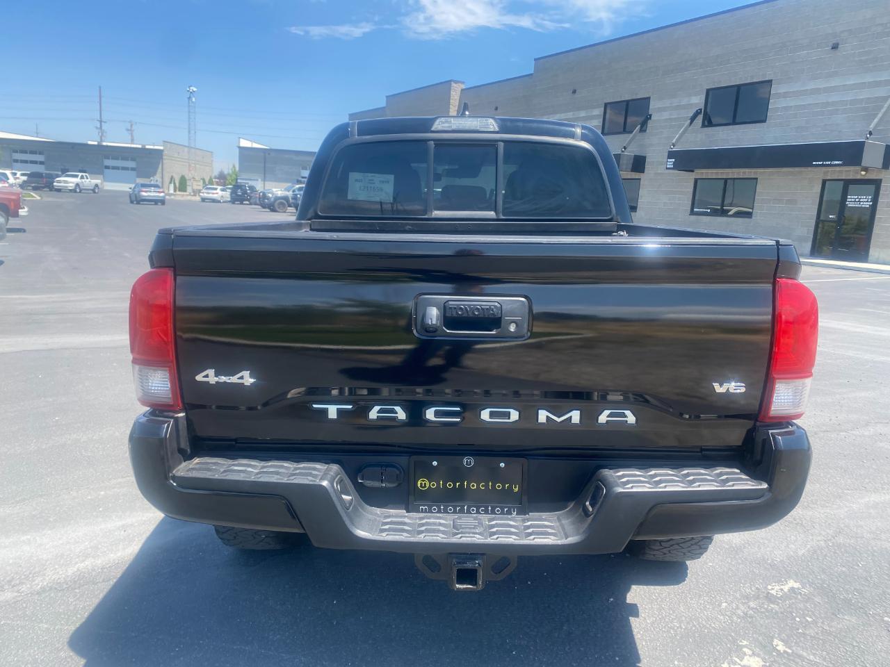 Toyota Tacoma SR5 Double Cab Long Bed V6 6AT 4WD 2023