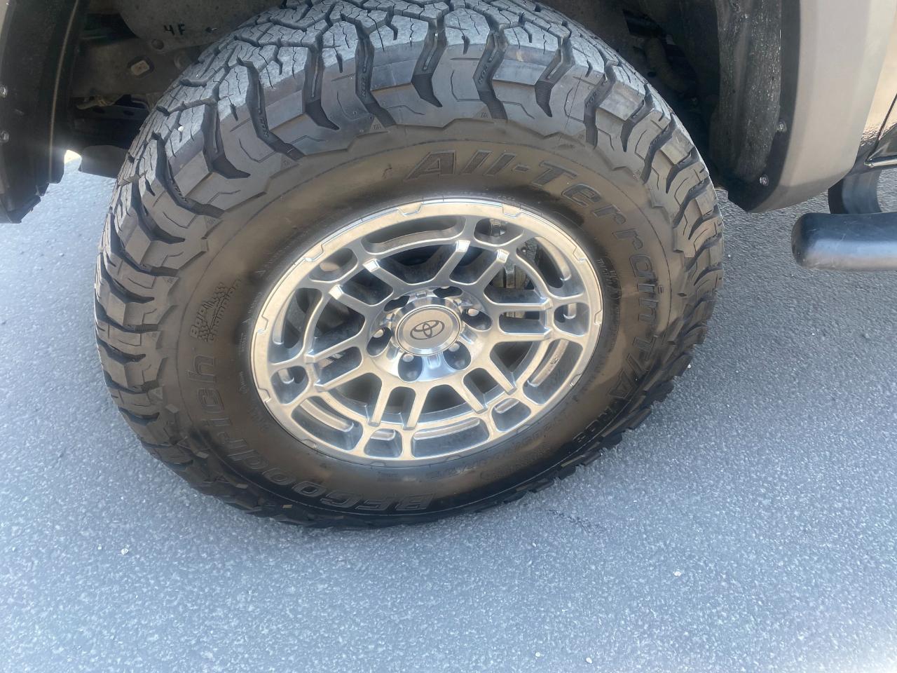 Toyota Tacoma SR5 Double Cab Long Bed V6 6AT 4WD 2023
