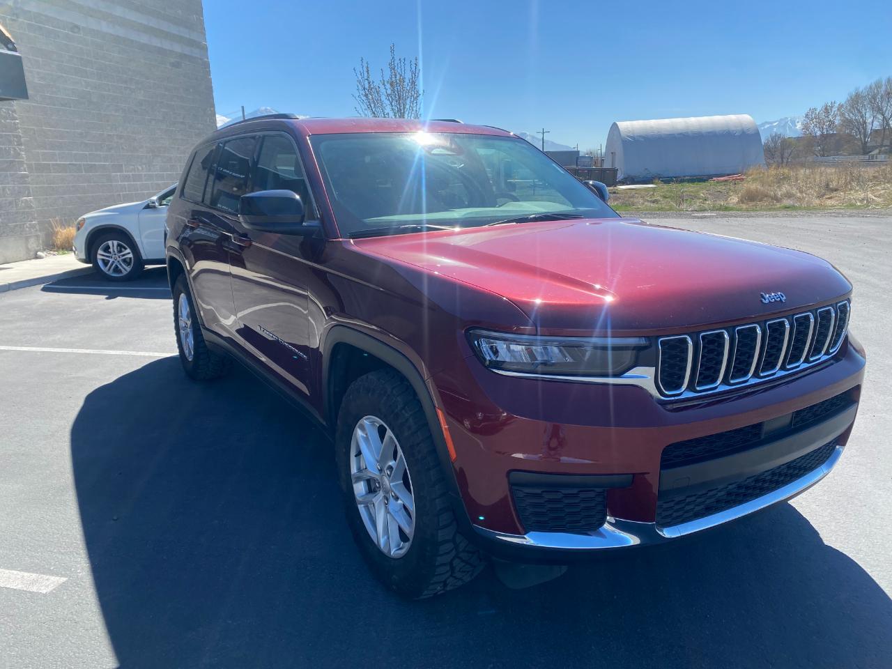 Jeep Grand Cherokee L Laredo 4WD 2023