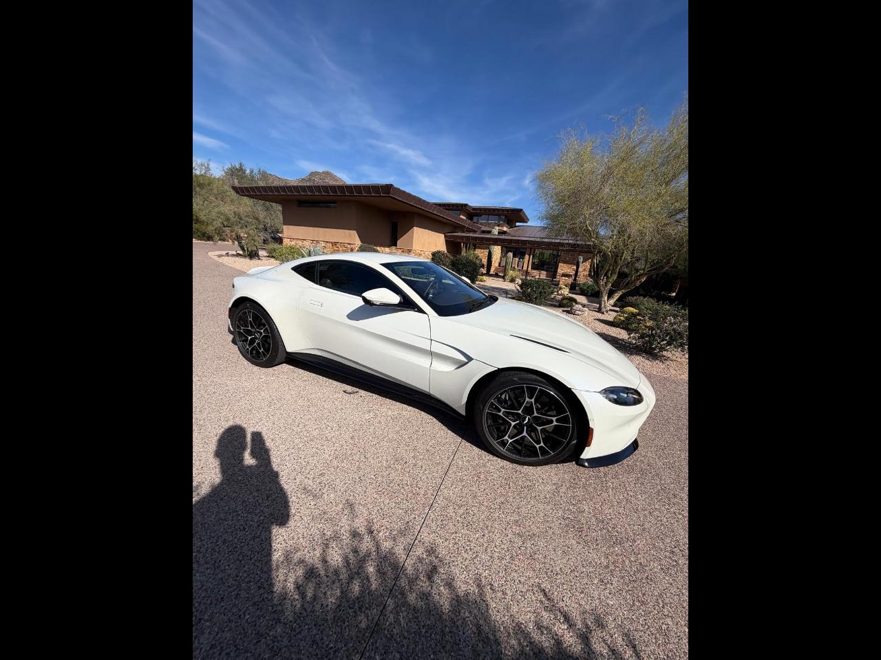 Aston Martin Vantage Coupe 2021