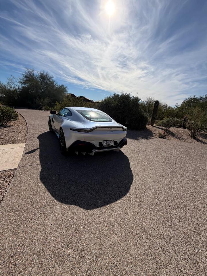 Aston Martin Vantage Coupe 2021