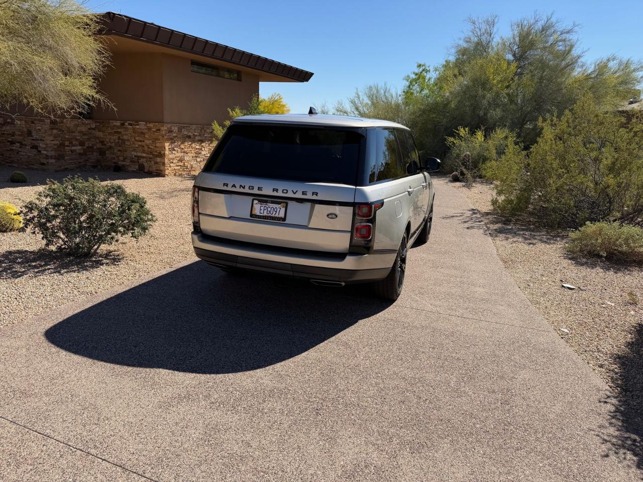 Land Rover Range Rover P360 Hybrid 2021