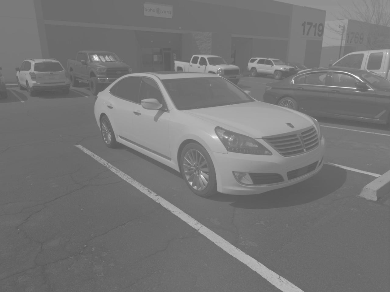 Hyundai Equus Signature 2015