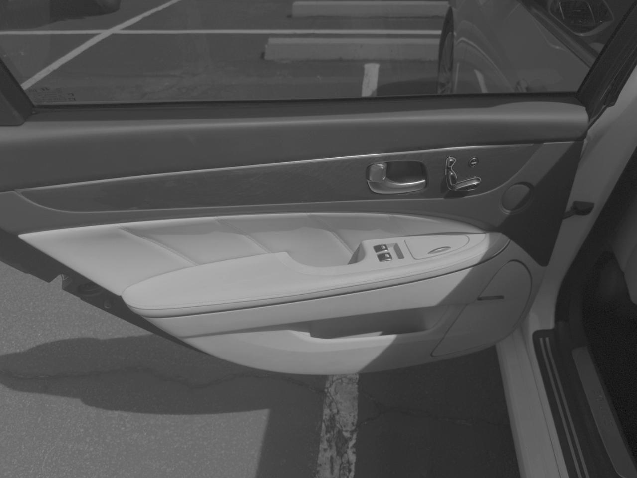 Hyundai Equus Signature 2015