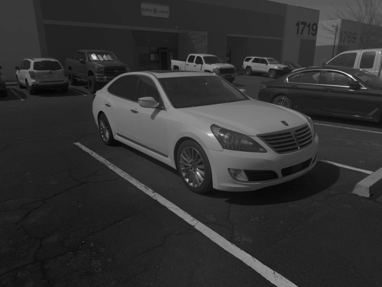Hyundai Equus Signature 2015