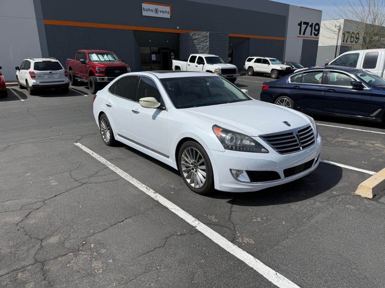 2015 Hyundai Equus Signature