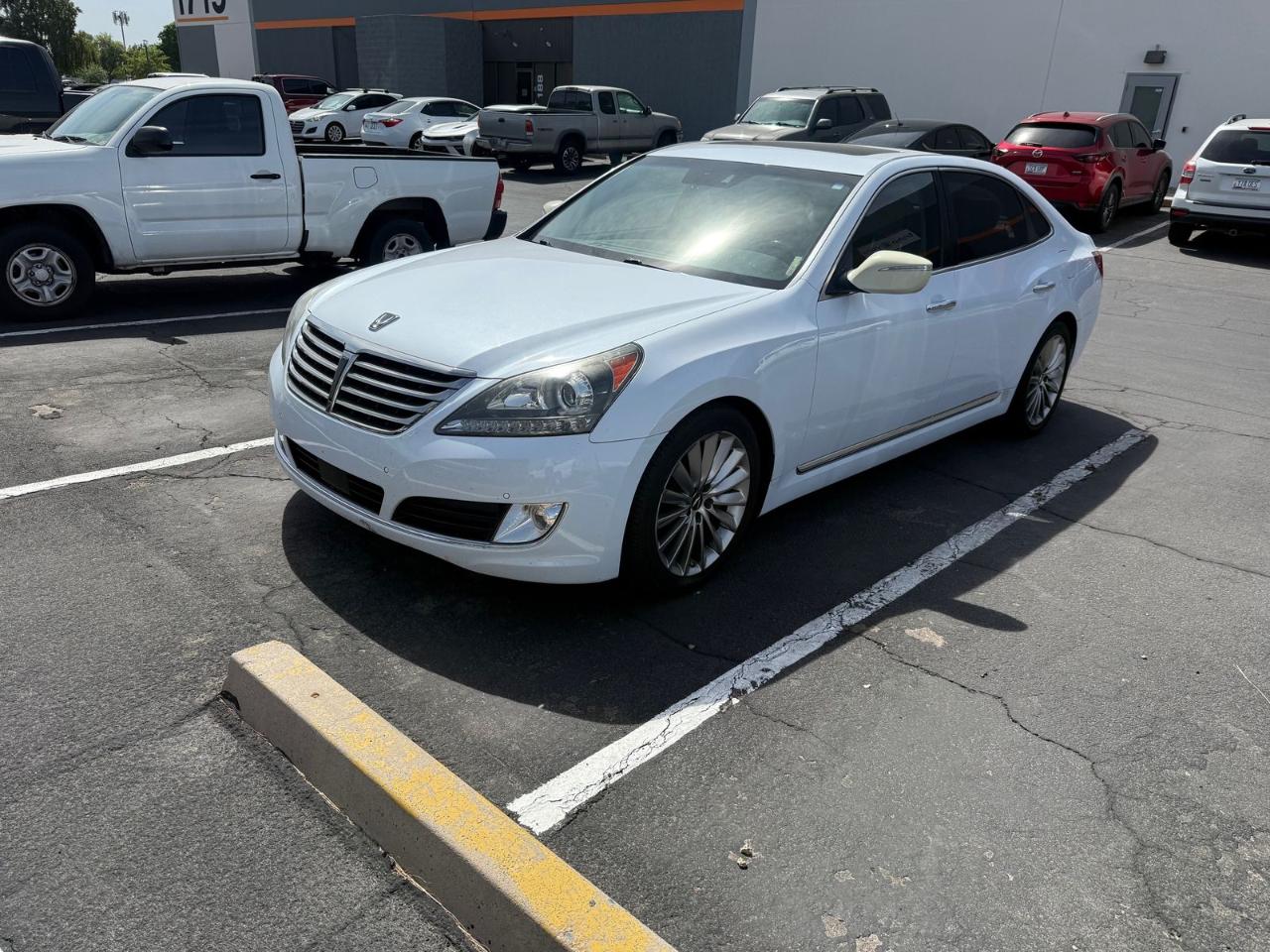 Hyundai Equus Signature 2015