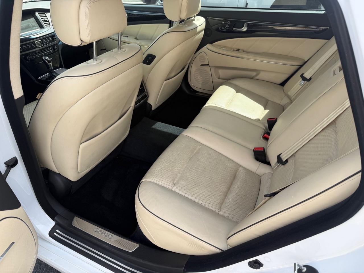 Hyundai Equus Signature 2015