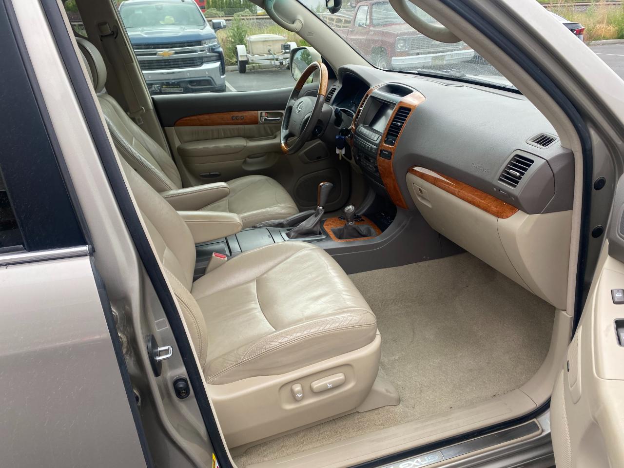 Lexus GX 470 Sport Utility 2004