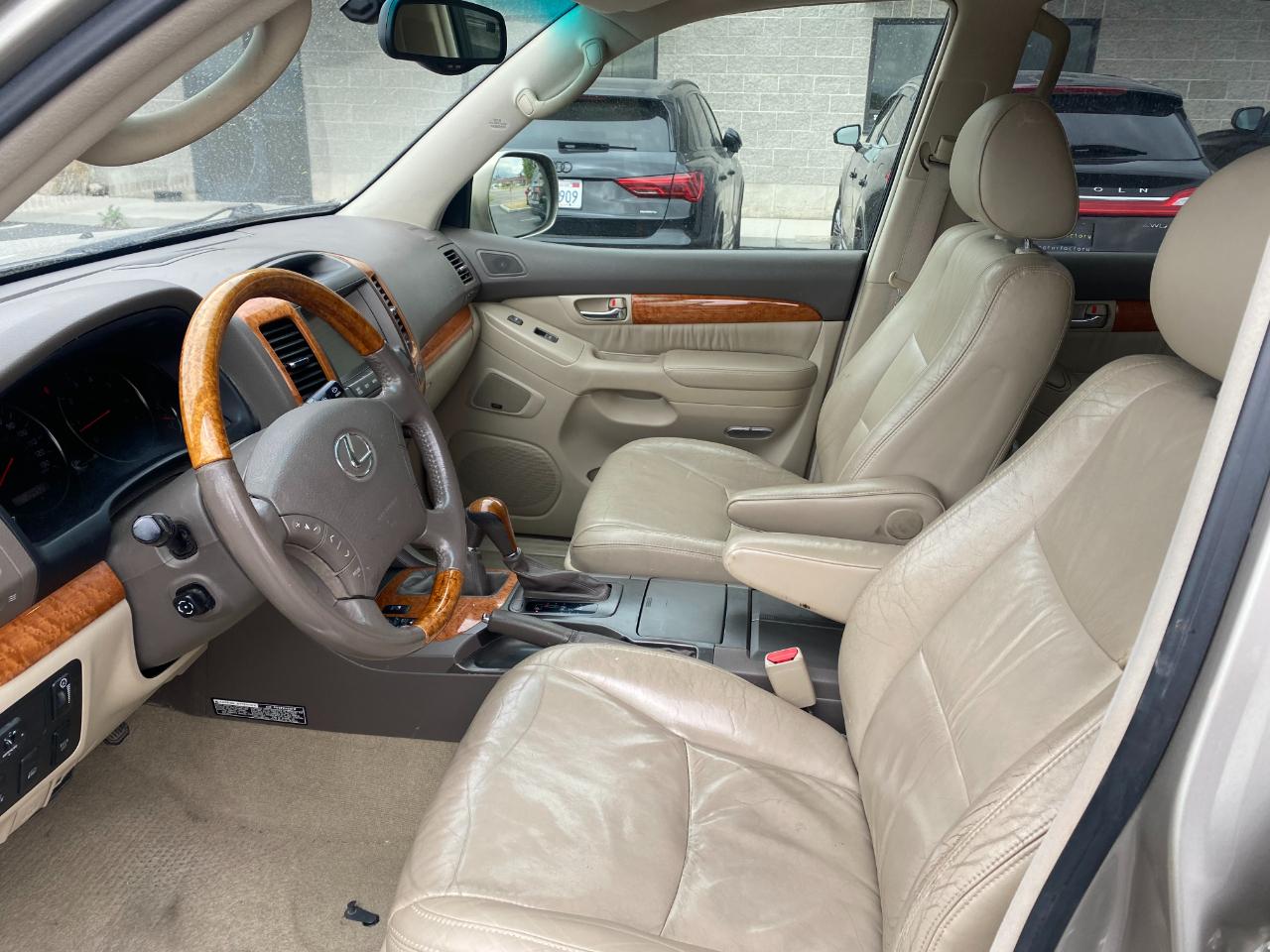 Lexus GX 470 Sport Utility 2004