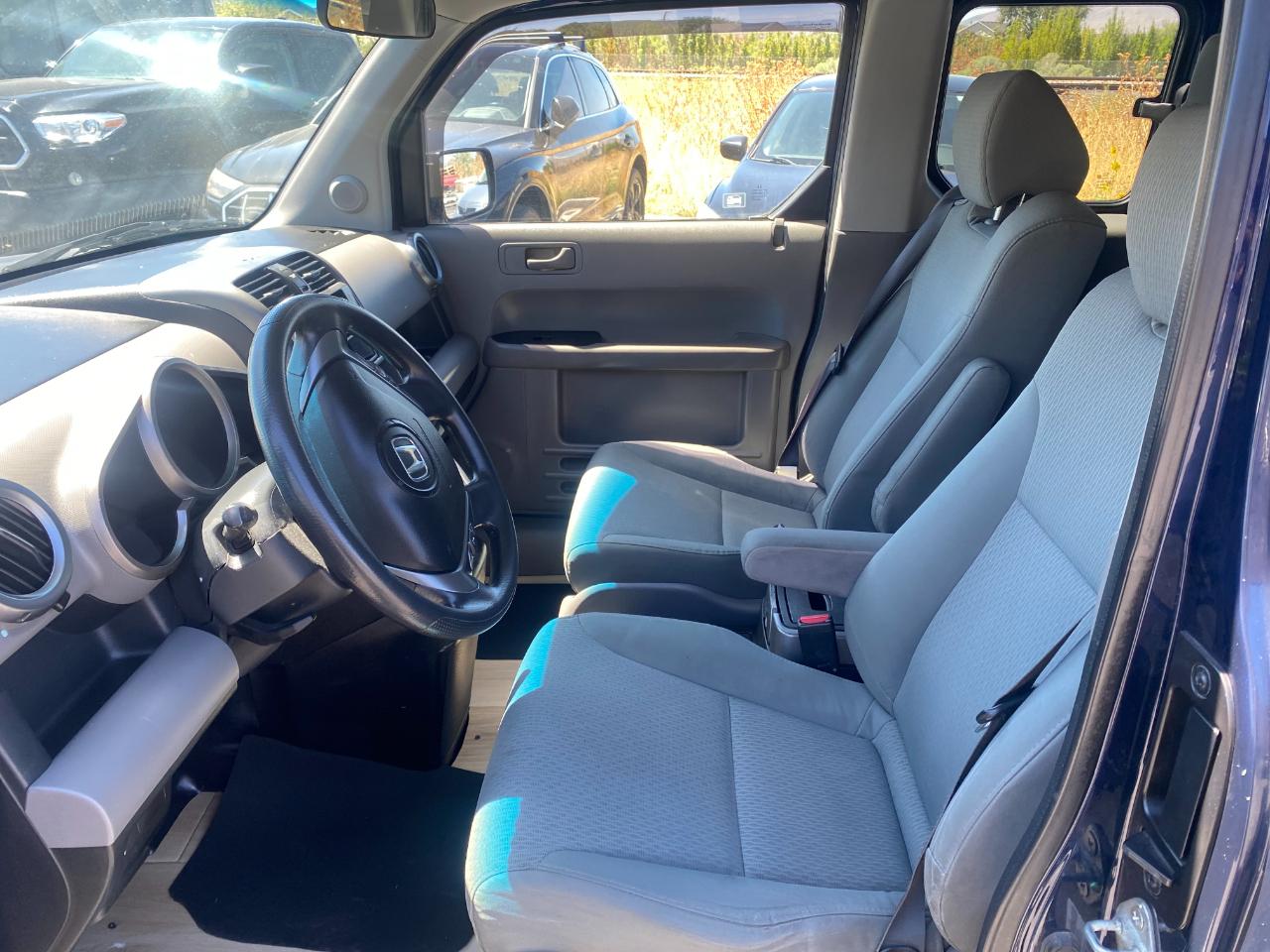 Honda Element EX 4WD AT 2009