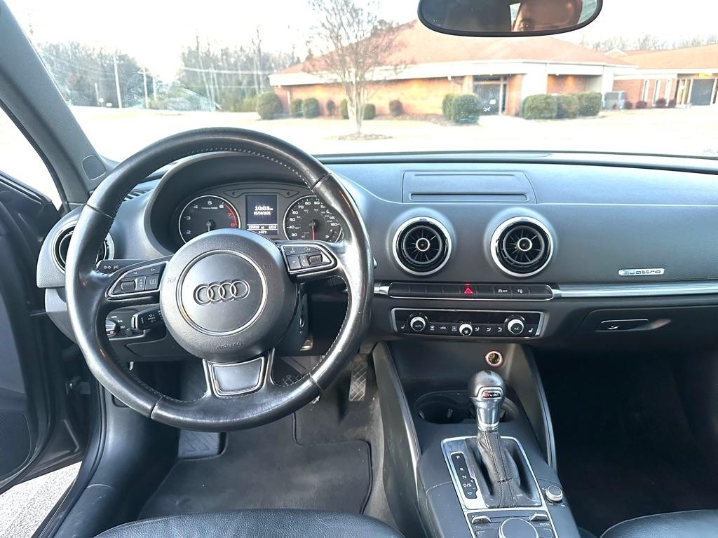 Audi A3  2015