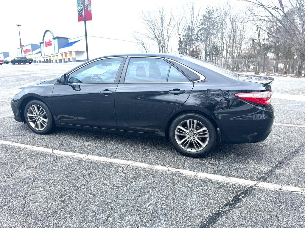 Toyota Camry LE 2017