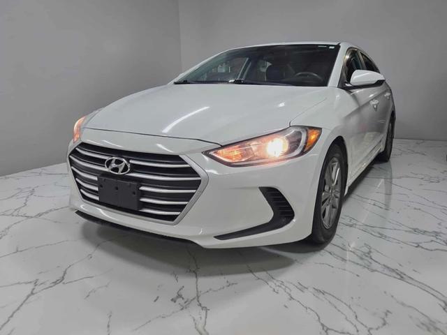 White 2018 Hyundai Elantra Limited FWD Sedan Front-Wheel Drive Automatic