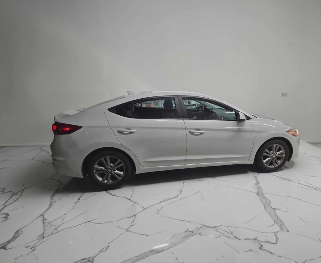 Hyundai Elantra Limited 2018