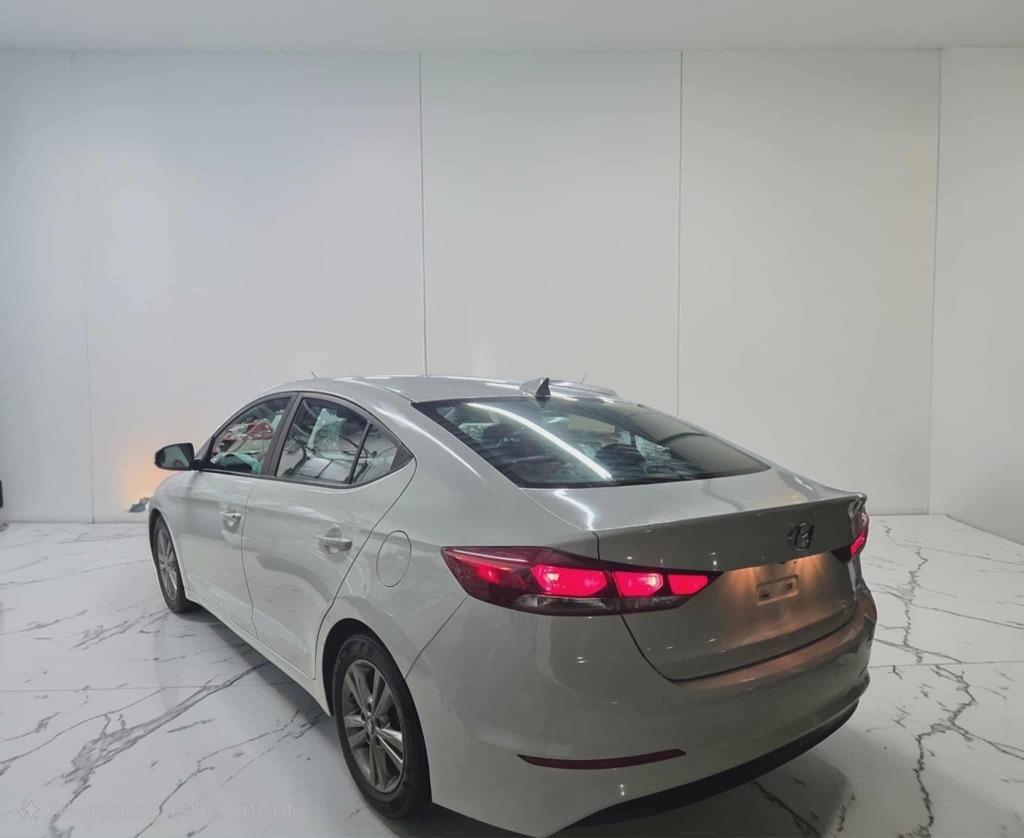 Hyundai Elantra Limited 2018