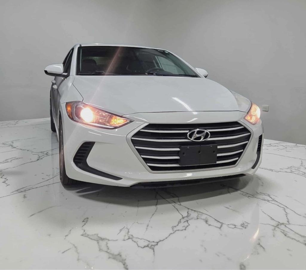 Hyundai Elantra Limited 2018