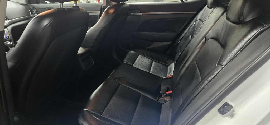 Hyundai Elantra Limited 2018