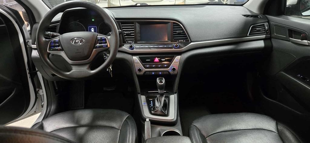 Hyundai Elantra Limited 2018