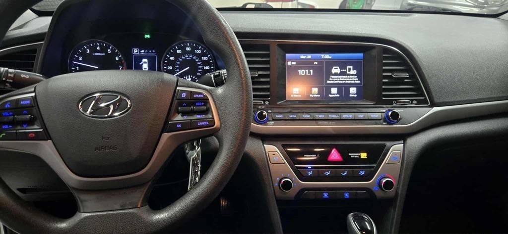 Hyundai Elantra Limited 2018