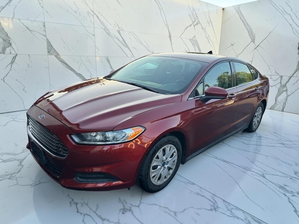 Ford Fusion S 2014