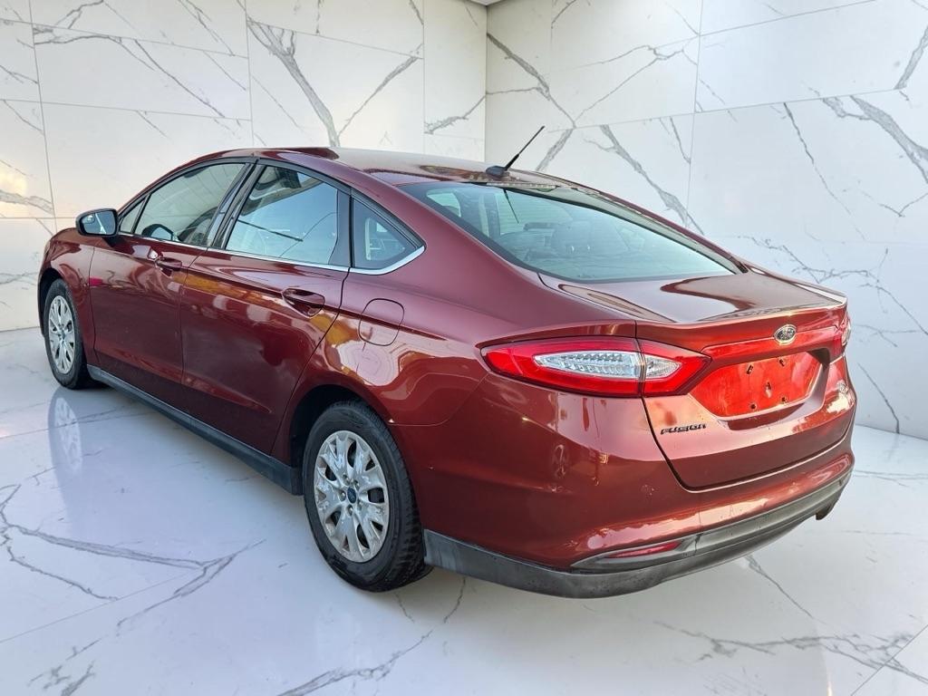 Ford Fusion S 2014