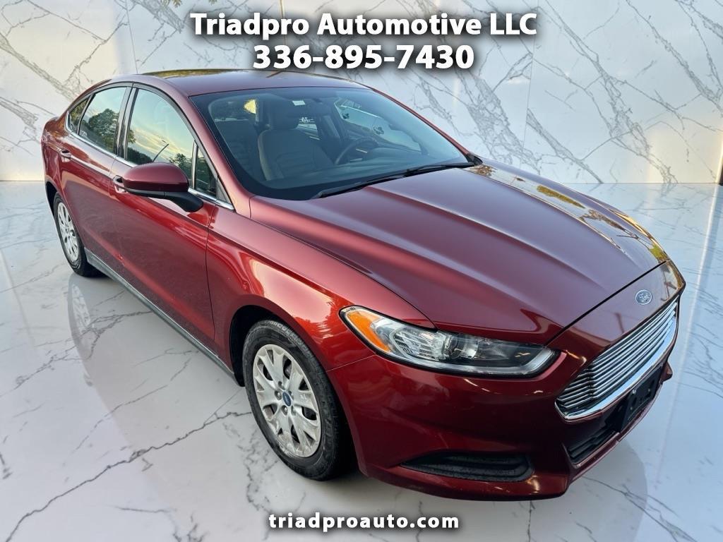 Ford Fusion S 2014