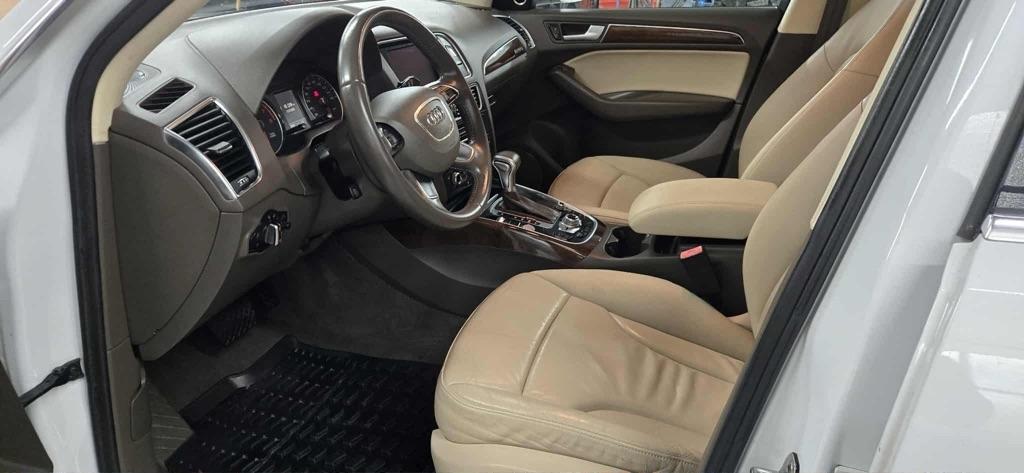 Audi Q5 2.0T Premium Plus quattro 2015