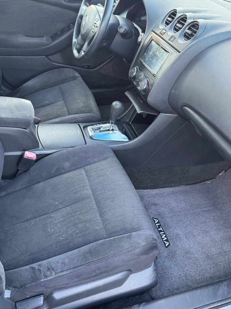 Nissan Altima 2.5 2012