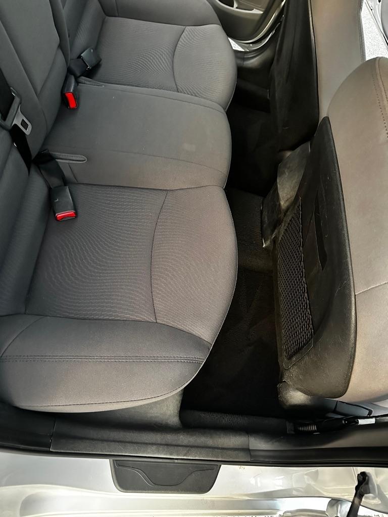 Hyundai Elantra SE 6AT 2016