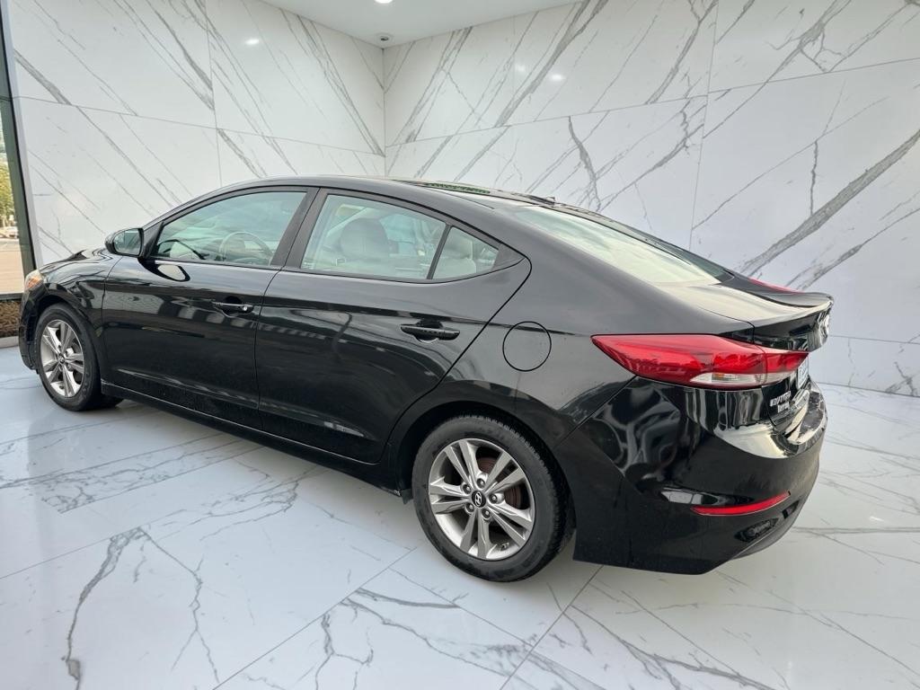 Hyundai Elantra Value Edition 6A 2017