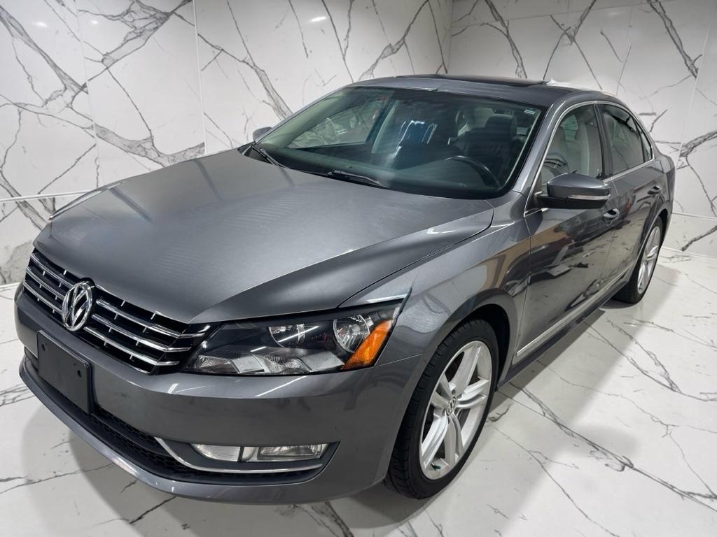 Volkswagen Passat 1.8T SEL Premium AT PZEV 2014