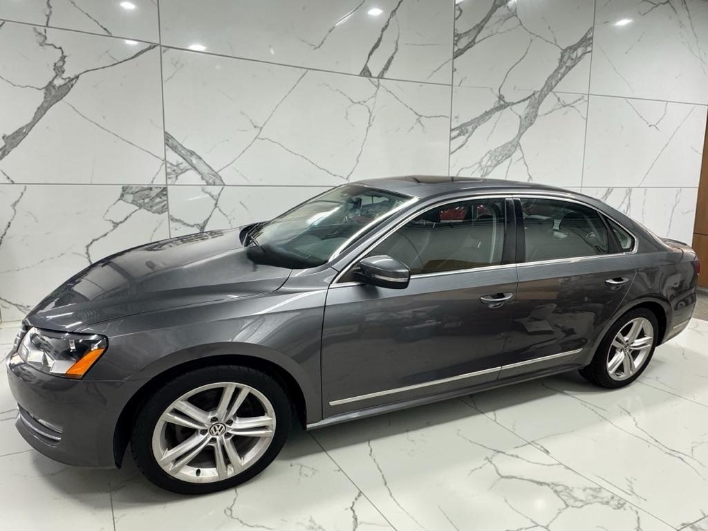 Volkswagen Passat 1.8T SEL Premium AT PZEV 2014