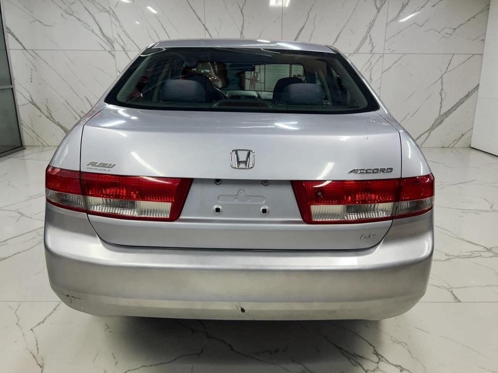 2003 Honda Accord LX - Photo 6