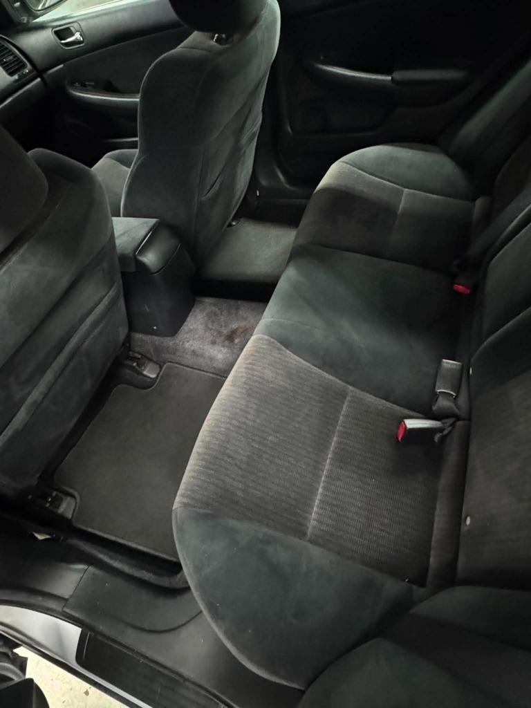2003 Honda Accord LX - Photo 11