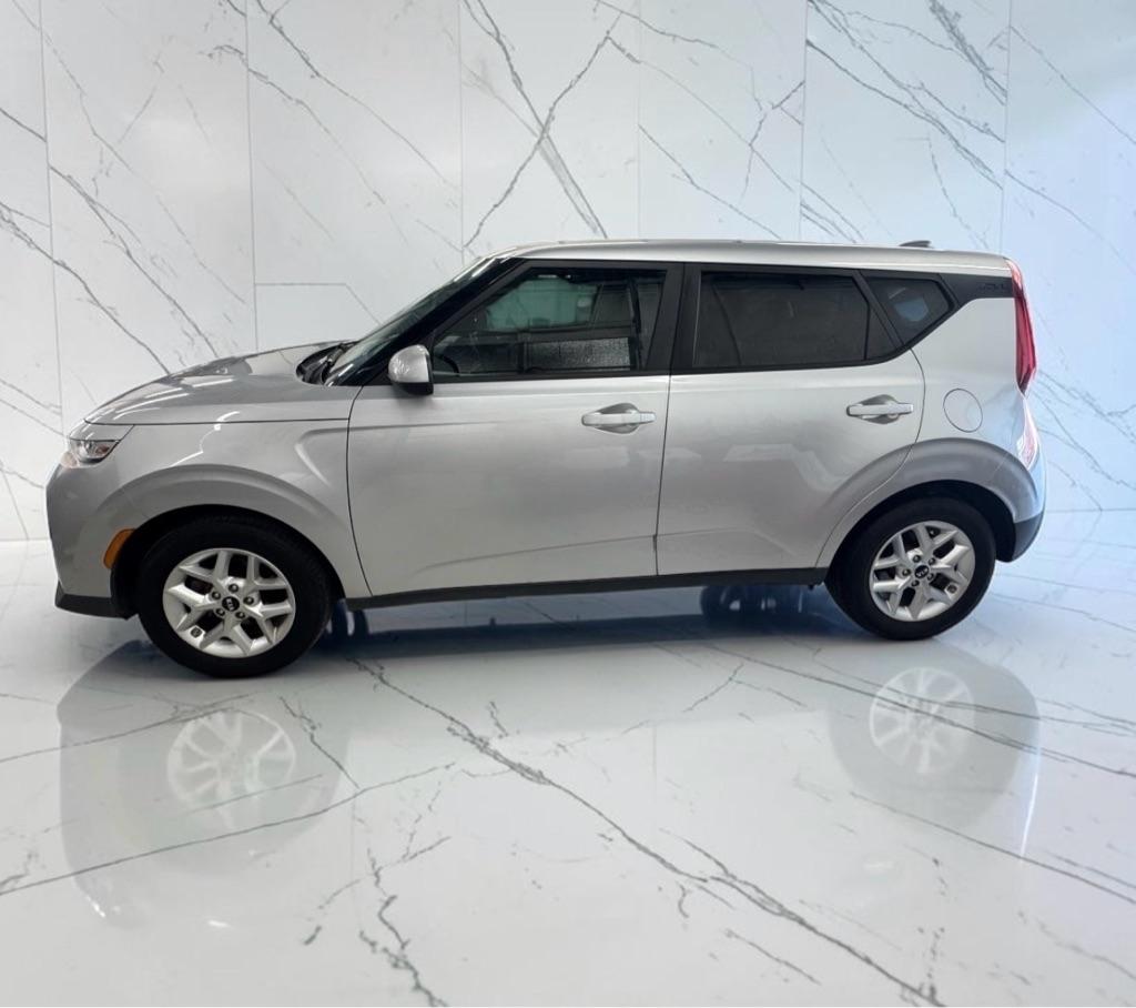 Kia Soul LX CVT 2020