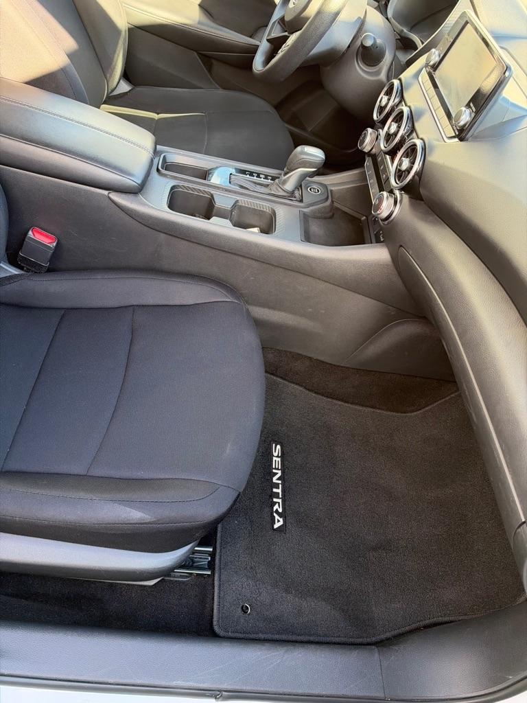Nissan Sentra S 2024