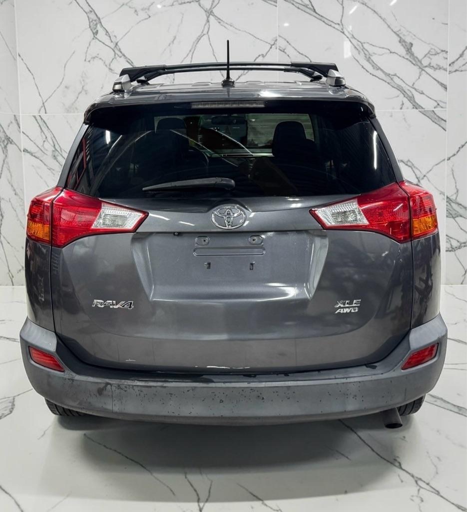 Toyota RAV4 XLE AWD 2013
