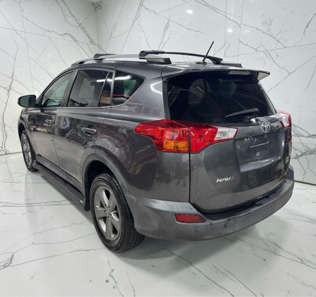 Toyota RAV4 XLE AWD 2013