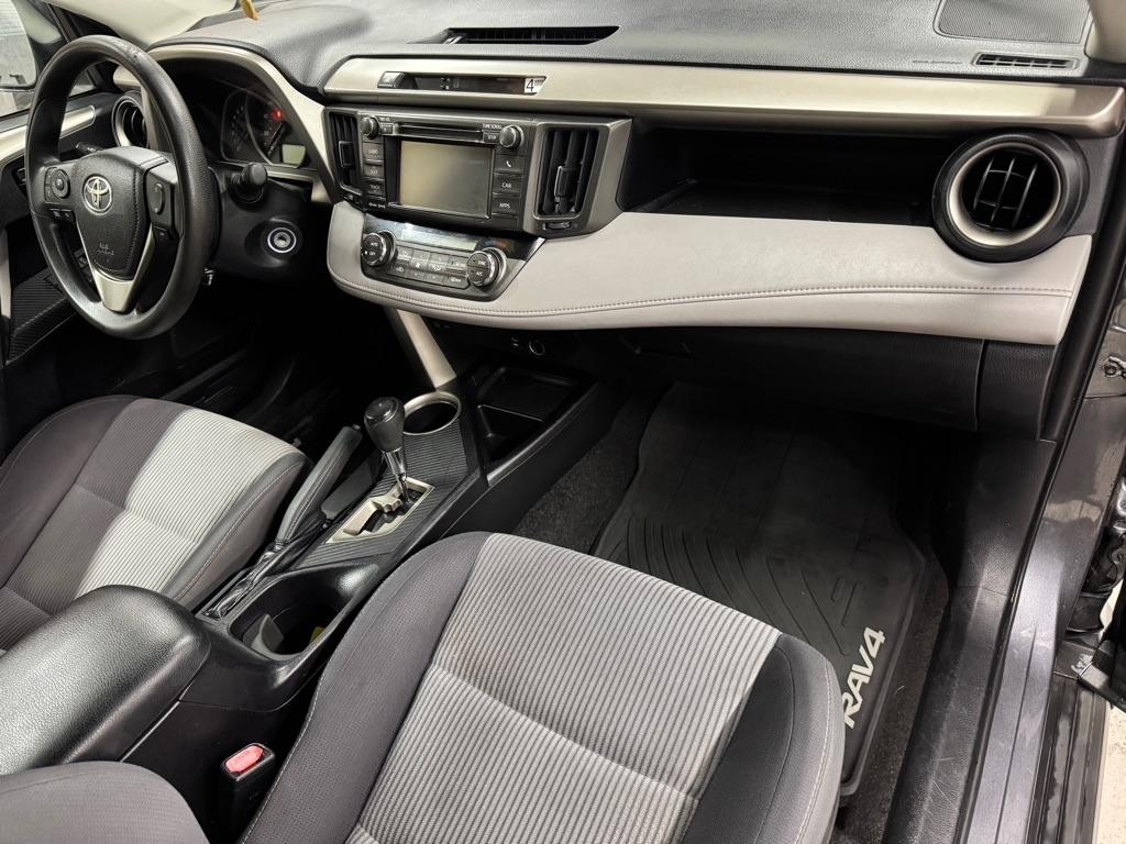 Toyota RAV4 XLE AWD 2013