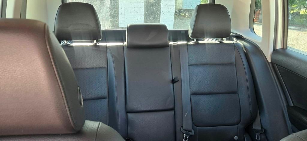 Volkswagen Tiguan S 2016
